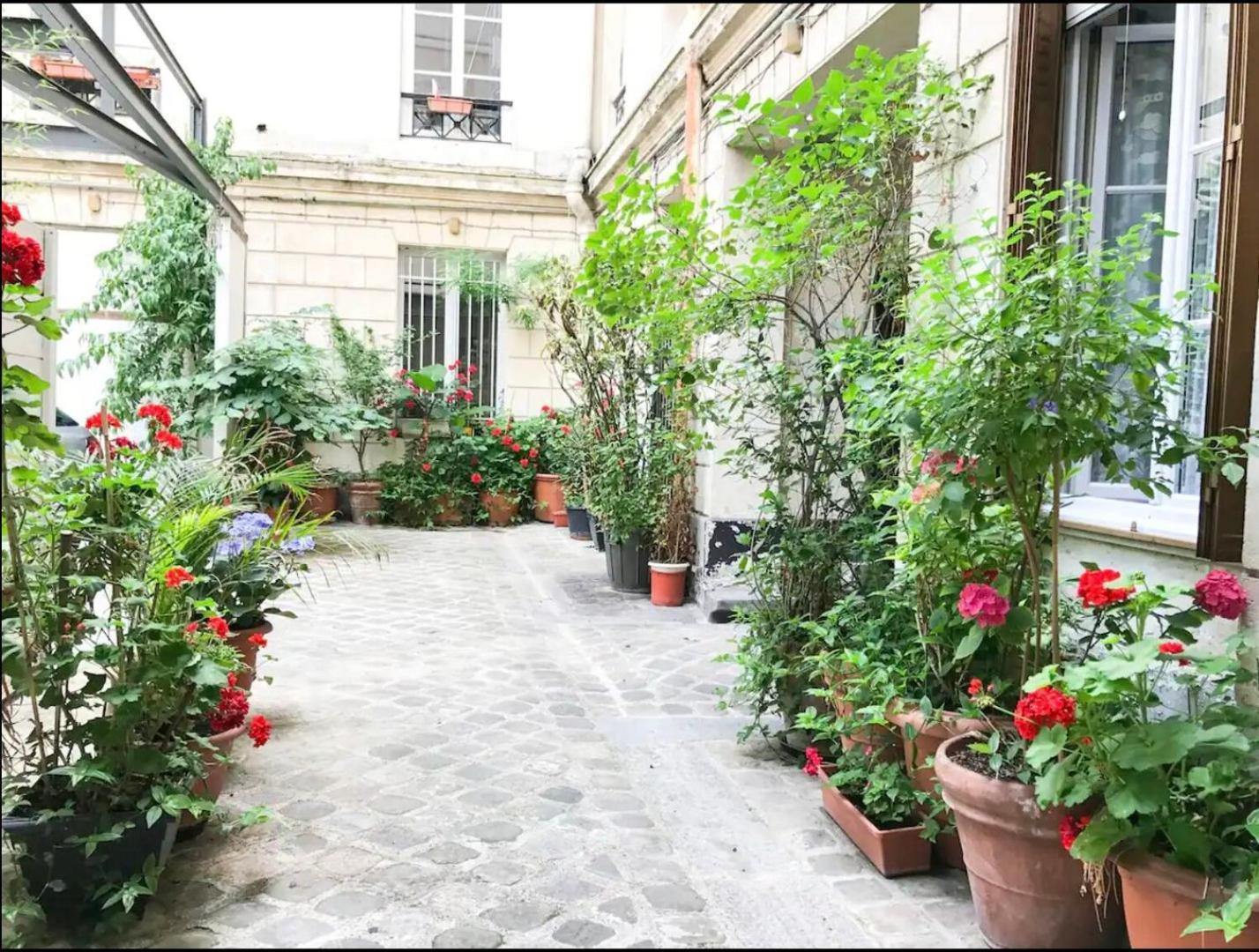 372 Suite Saulnier 2 - Superbe Appartement A Paris Exterior photo